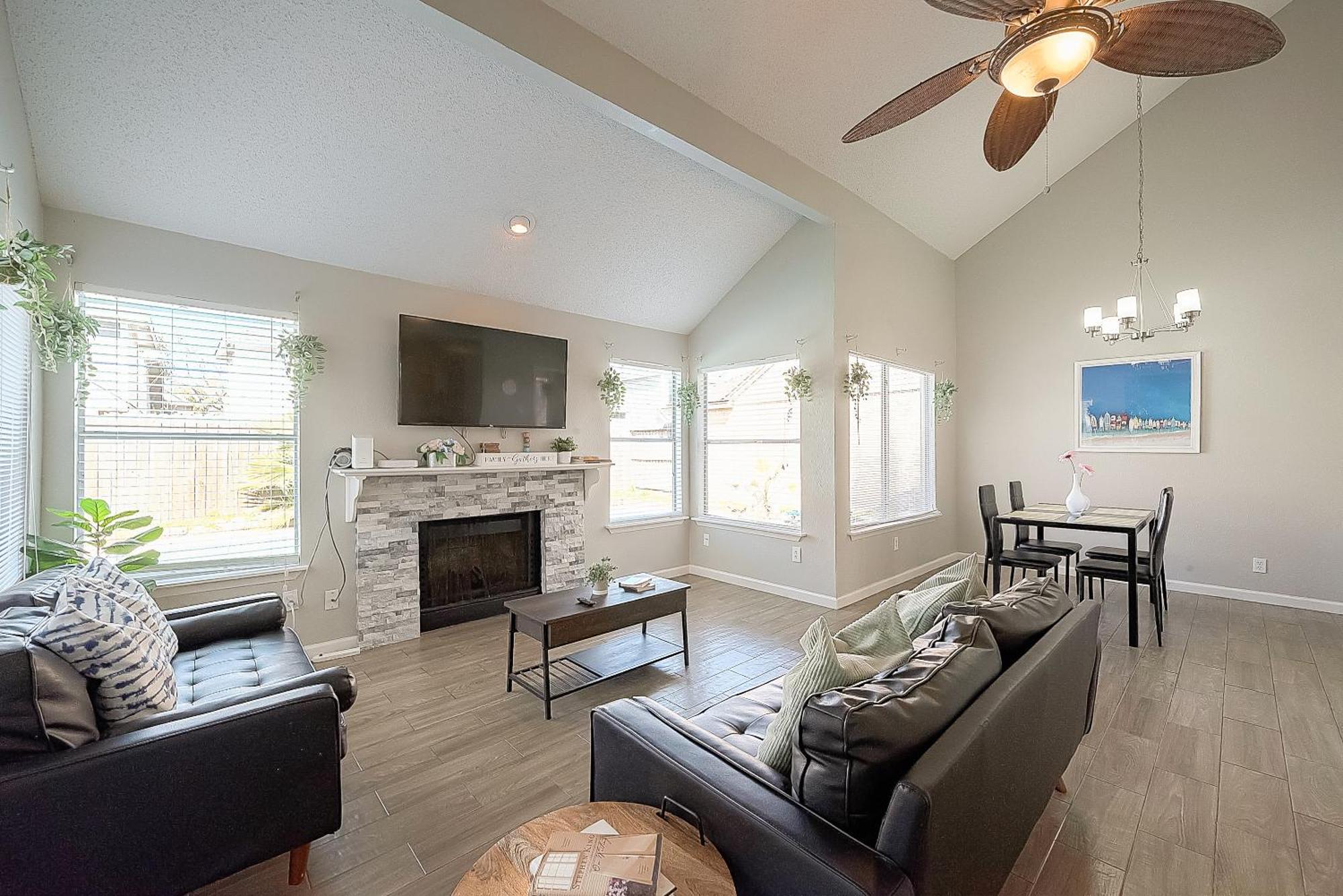 Beat The Heat In Katy Tx - Arcade & Pool Holiday home *